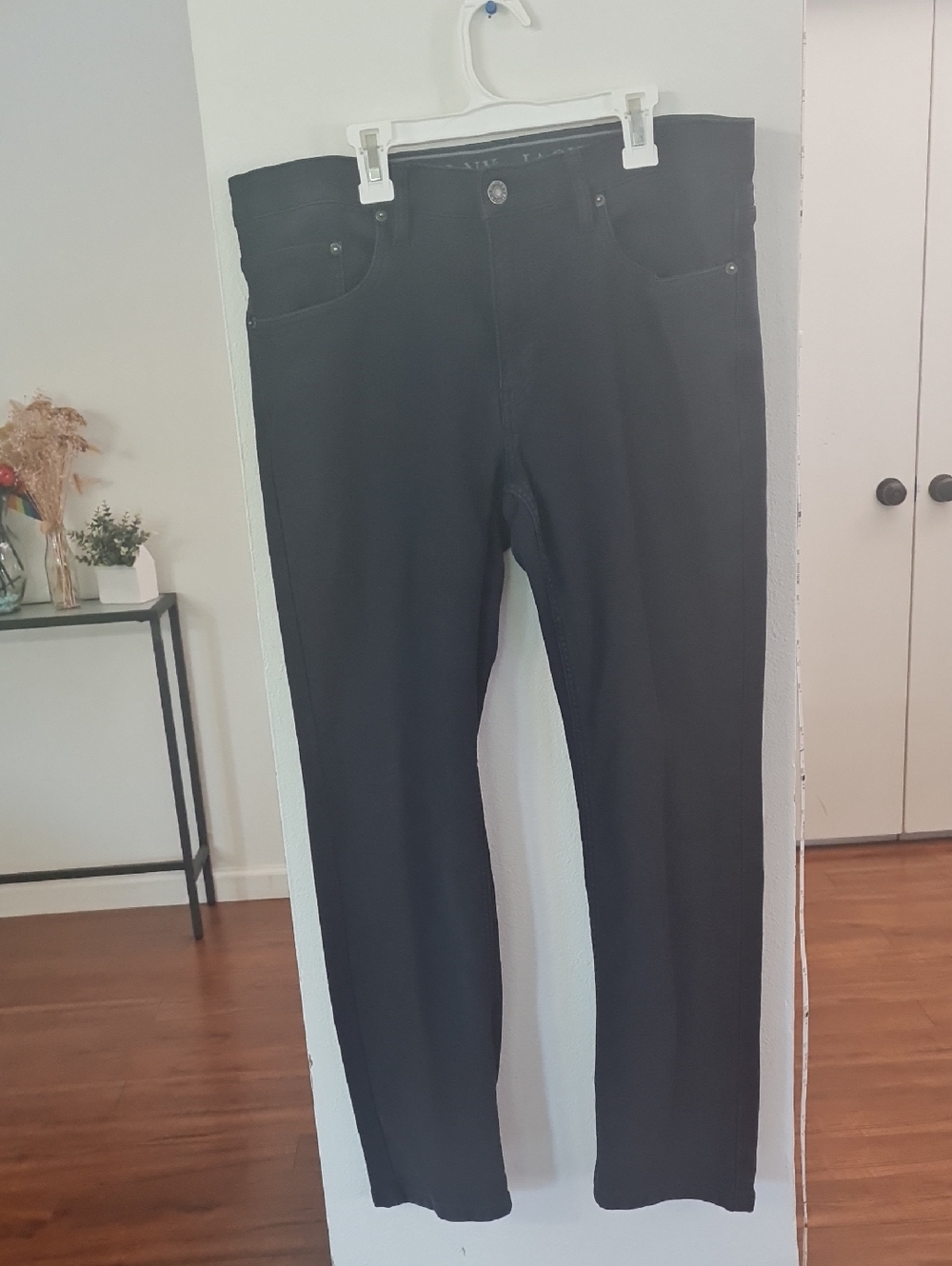 Jachs Black Straight-Leg Pants